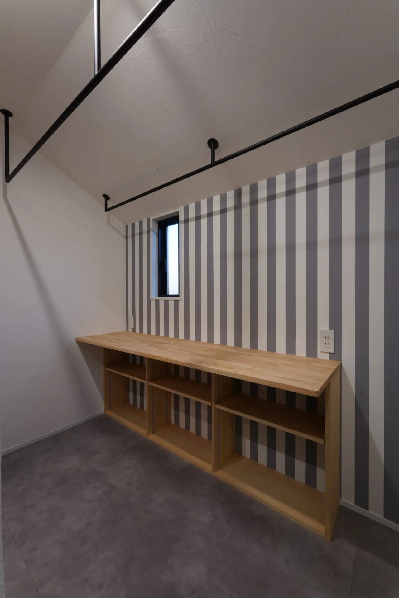 あると重宝するランドリースペース。清潔感を大切に仕上げています。