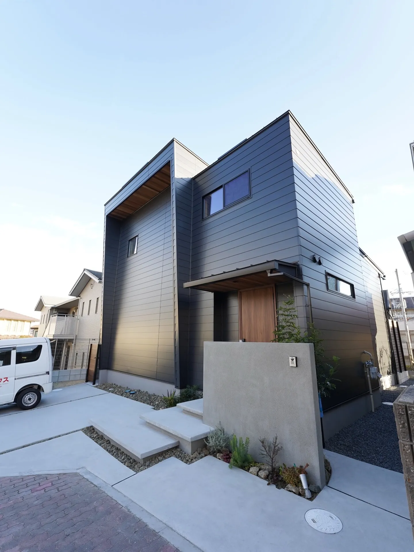 №224 『 NUETL’ KOTI 』