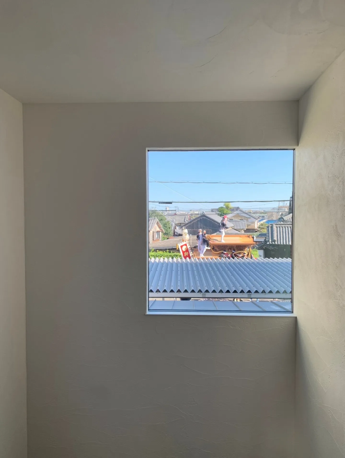 『Aqualium Court House』